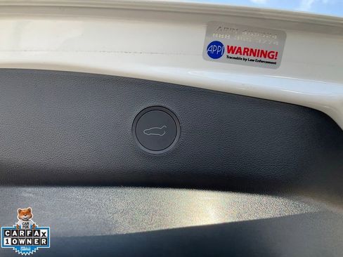 Used 2023 Tesla Model 3 Performance image 10