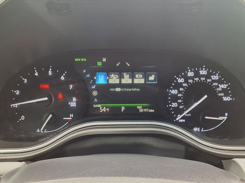 Used 2019 Toyota Avalon XLE image 14