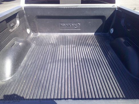 Used 2015 Chevrolet Silverado 1500 LTZ Z71 w/ LTZ Plus Package image 10