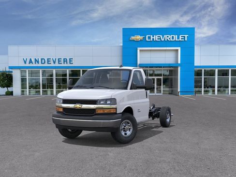 New 2026 Chevrolet Express 3500 w/ Power Convenience Package RWD image 11