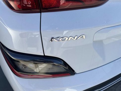 Used 2023 Hyundai Kona SEL image 8