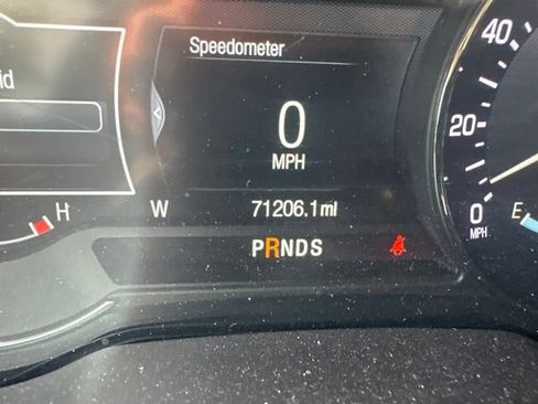 Used 2019 Lincoln MKC Select w/ Select Plus Package FWD image 13