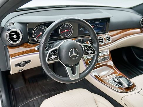 Used 2019 Mercedes-Benz E 450 4MATIC Wagon image 18