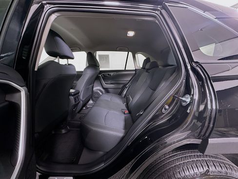 Used 2025 Toyota RAV4 LE FWD image 27