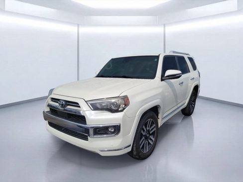 Used 2022 Toyota 4Runner Limited RWD image 2