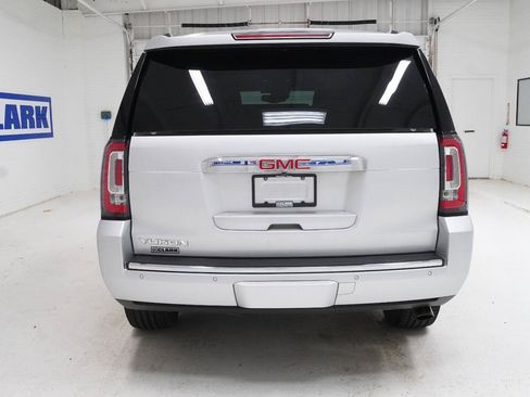 Used 2020 GMC Yukon Denali w/ Denali Ultimate Package RWD image 31