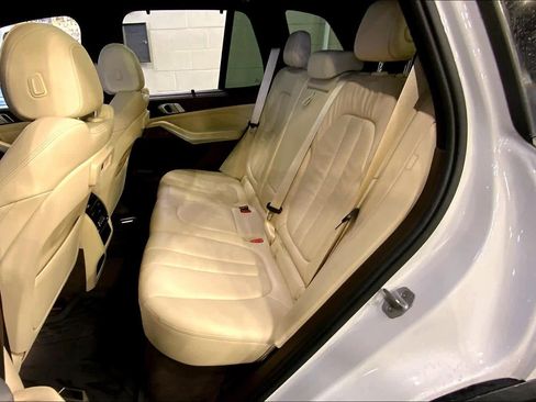 Used 2019 BMW X5 xDrive40i w/ Convenience Package image 21