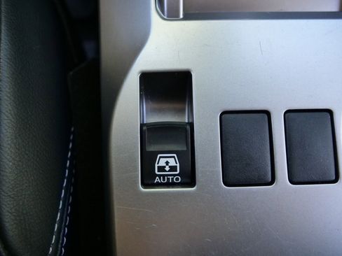 Used 2023 Toyota 4Runner Limited AWD/4WD image 15