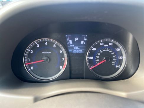Used 2013 Hyundai Accent GLS FWD image 13