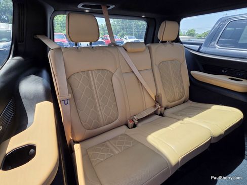 Used 2022 Jeep Grand Wagoneer Series III w/ Rear Seat Video Group 1 AWD/4WD image 7