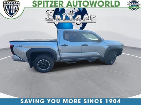 Used 2025 Toyota Tacoma TRD Off-Road w/ TRD Off Road Upgrade Package AWD/4WD image 10