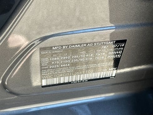 Certified 2020 Mercedes-Benz GLA 250 4MATIC image 36