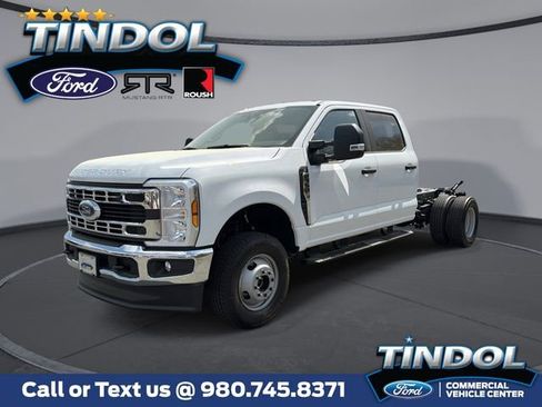 New 2026 Ford F350 XL w/ XL Chrome Package AWD/4WD image 1