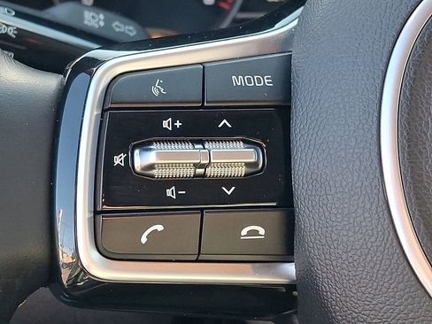 Used 2022 Kia Sorento S FWD image 22