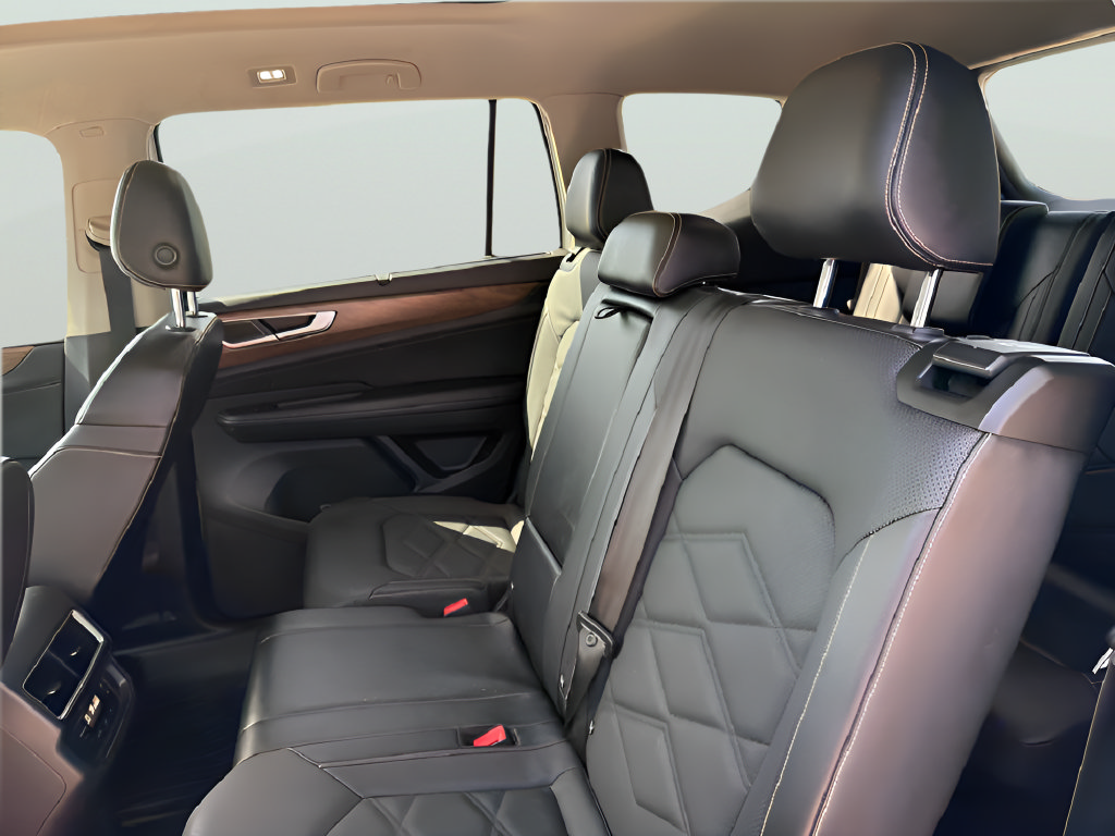 Used 2024 Volkswagen Atlas SE w/ Panoramic Sunroof Package FWD image 37