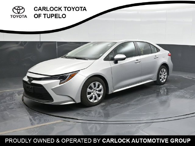 Used 2024 Toyota Corolla LE FWD image 1