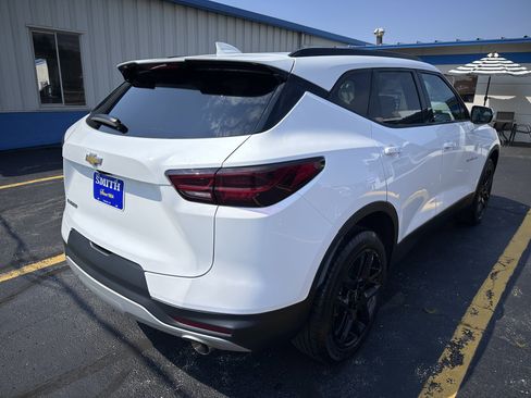 Used 2023 Chevrolet Blazer LT w/ Sound & Technology Package image 4