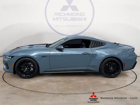 Used 2024 Ford Mustang GT Premium image 6