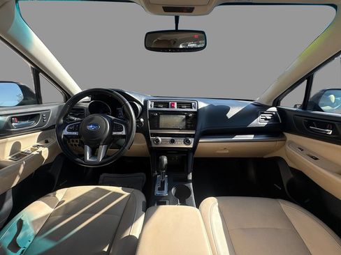 Used 2015 Subaru Legacy 2.5i Limited AWD/4WD image 9