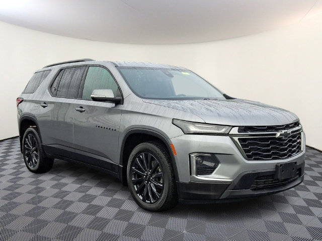 Used 2023 Chevrolet Traverse RS AWD/4WD image 1