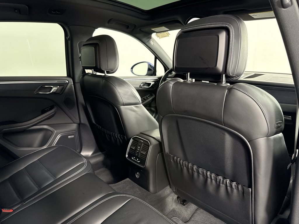 Certified 2023 Porsche Macan GTS AWD/4WD image 25