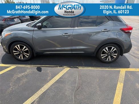 Used 2020 Nissan Kicks SR w/ SR Premium Package FWD image 1