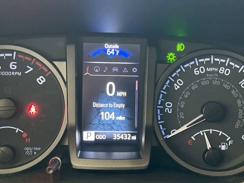 Certified 2023 Toyota Tacoma TRD Off-Road w/ TRD Premium Off Road Package AWD/4WD image 15