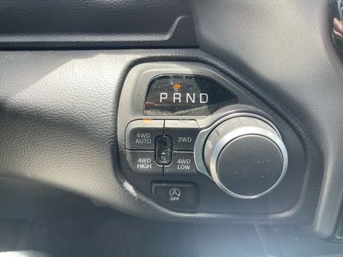 Used 2025 RAM 1500 Big Horn AWD/4WD image 16