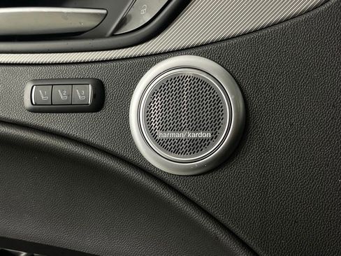 Used 2024 Alfa Romeo Stelvio Veloce image 14