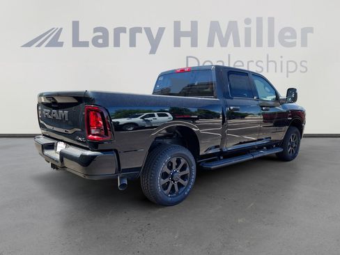 New 2025 RAM 2500 Big Horn image 5