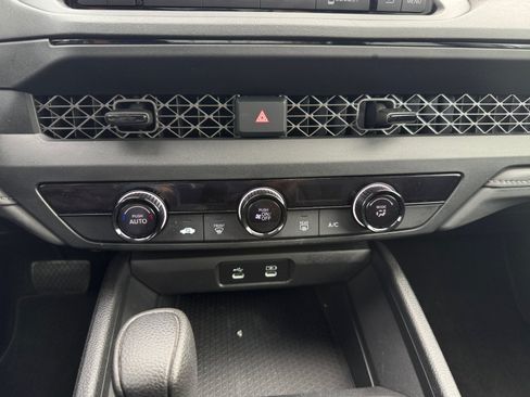 Certified 2023 Honda Accord LX image 13