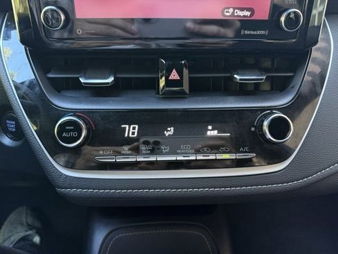 Used 2021 Toyota Corolla SE image 21