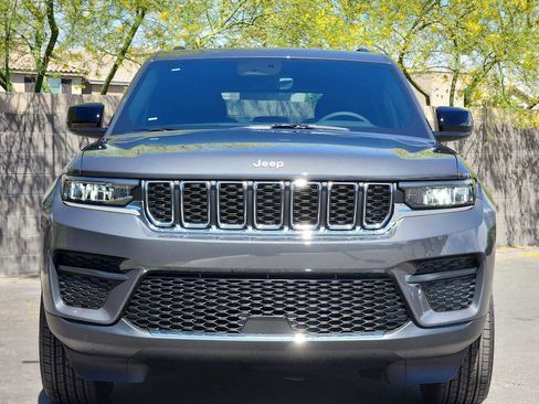 New 2026 Jeep Grand Cherokee Laredo X AWD/4WD image 1
