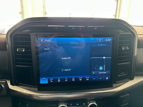 Used 2023 Ford F150 Lariat w/ Equipment Group 502A High image 19