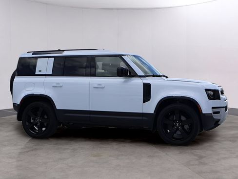 Used 2024 Land Rover Defender 110 S AWD/4WD image 4