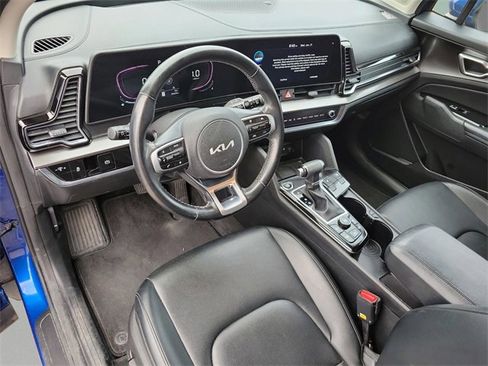 Used 2023 Kia Sportage EX image 9