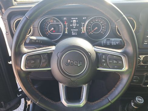 Used 2021 Jeep Wrangler Unlimited Sahara image 13