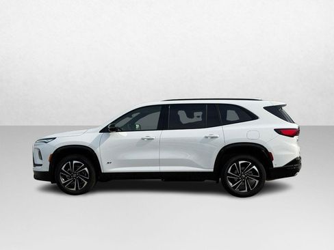 Used 2025 Buick Enclave Sport Touring w/ Super Cruise Package AWD/4WD image 8