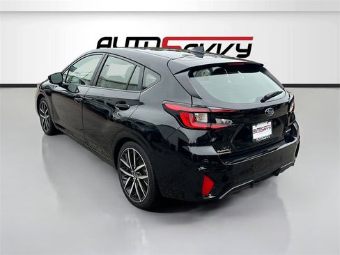 Used 2024 Subaru Impreza 2.0i Sport image 5
