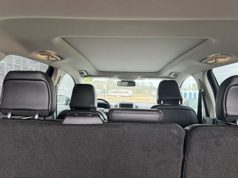 Used 2022 Ford Edge SEL w/ Convenience Package image 6