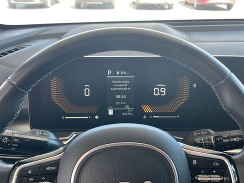 Used 2024 Kia Sorento S image 43
