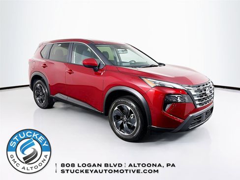 Used 2025 Nissan Rogue SV AWD/4WD image 1