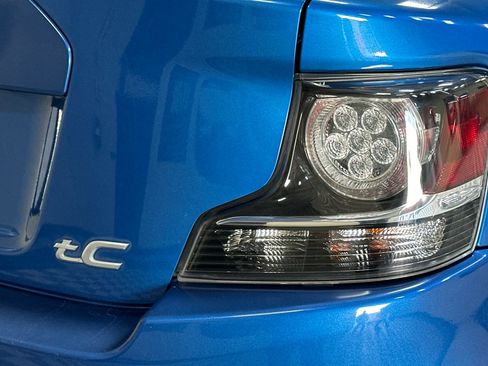Used 2015 Scion tC image 43