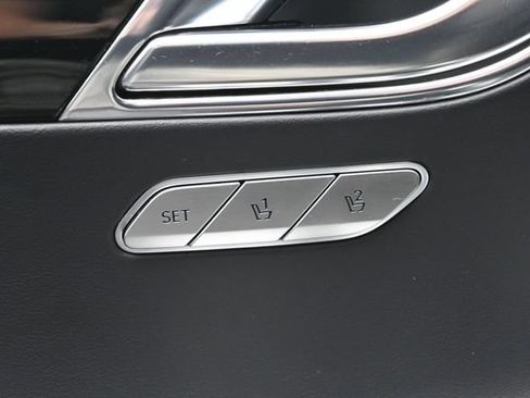 Used 2025 Genesis GV80 2.5T Standard AWD/4WD image 14