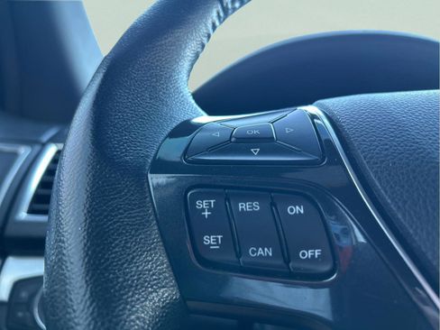 Used 2019 Ford Explorer Limited w/ Class III Trailer Tow Package image 16