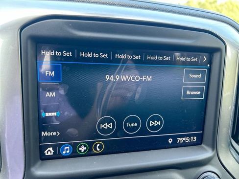 Used 2022 Chevrolet Silverado 1500 RST AWD/4WD image 19