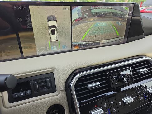 New 2025 Nissan Armada Platinum Reserve image 18