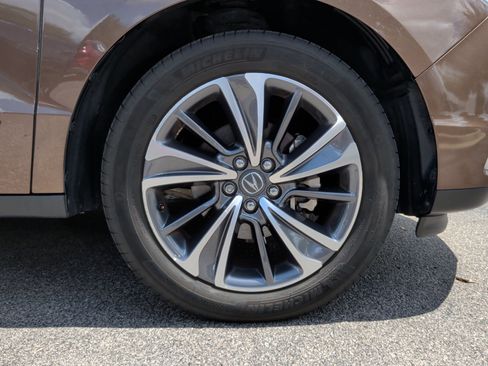 Used 2019 Acura MDX w/ Technology & Entertainment AWD/4WD image 14