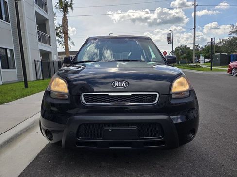 Used 2011 Kia Soul + w/ Audio Pkg FWD image 2