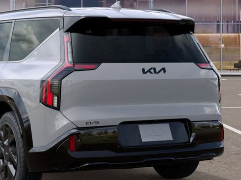 New 2026 Kia EV9 Land image 16